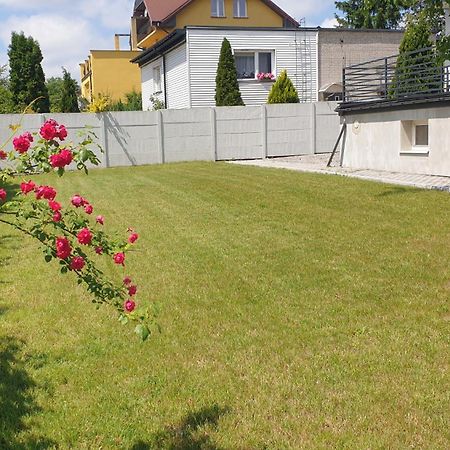 Apartament W Centrum Kielc Z Prywatnym Parkingiem Kielce Zewnętrze zdjęcie