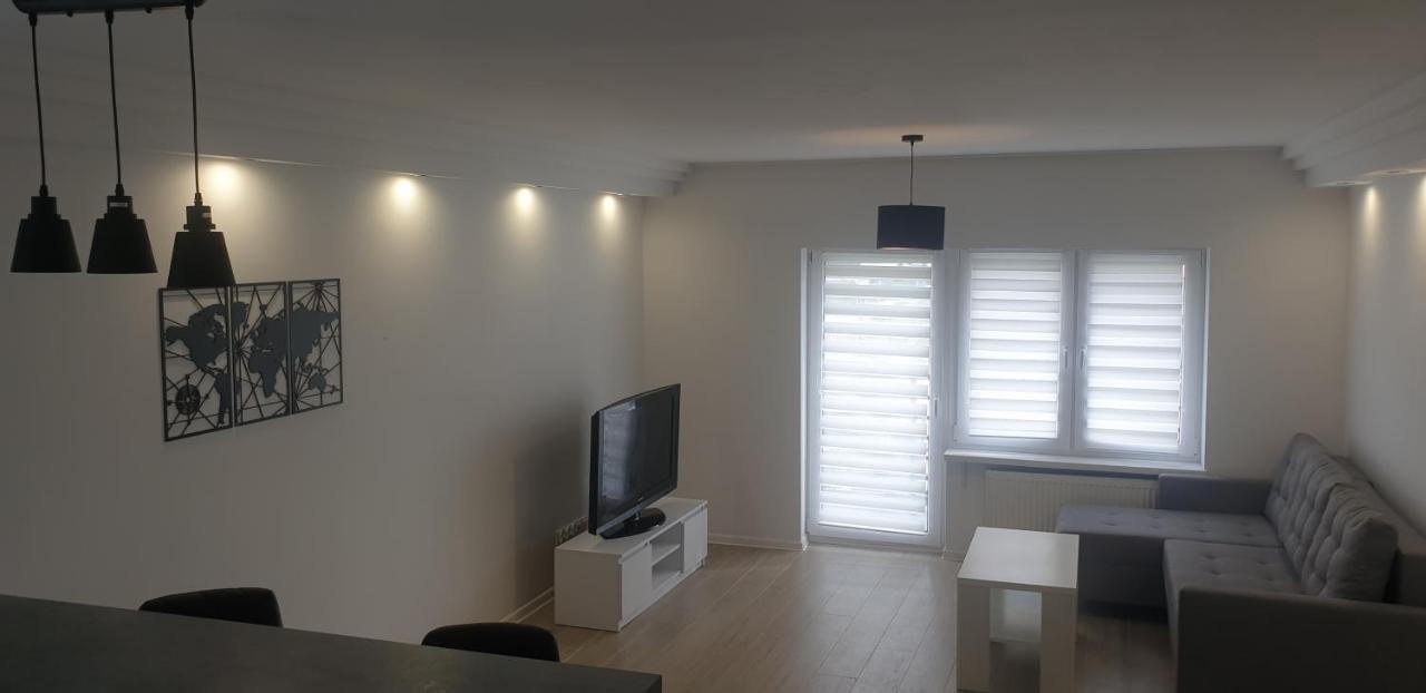 Apartament W Centrum Kielc Z Prywatnym Parkingiem Kielce Zewnętrze zdjęcie
