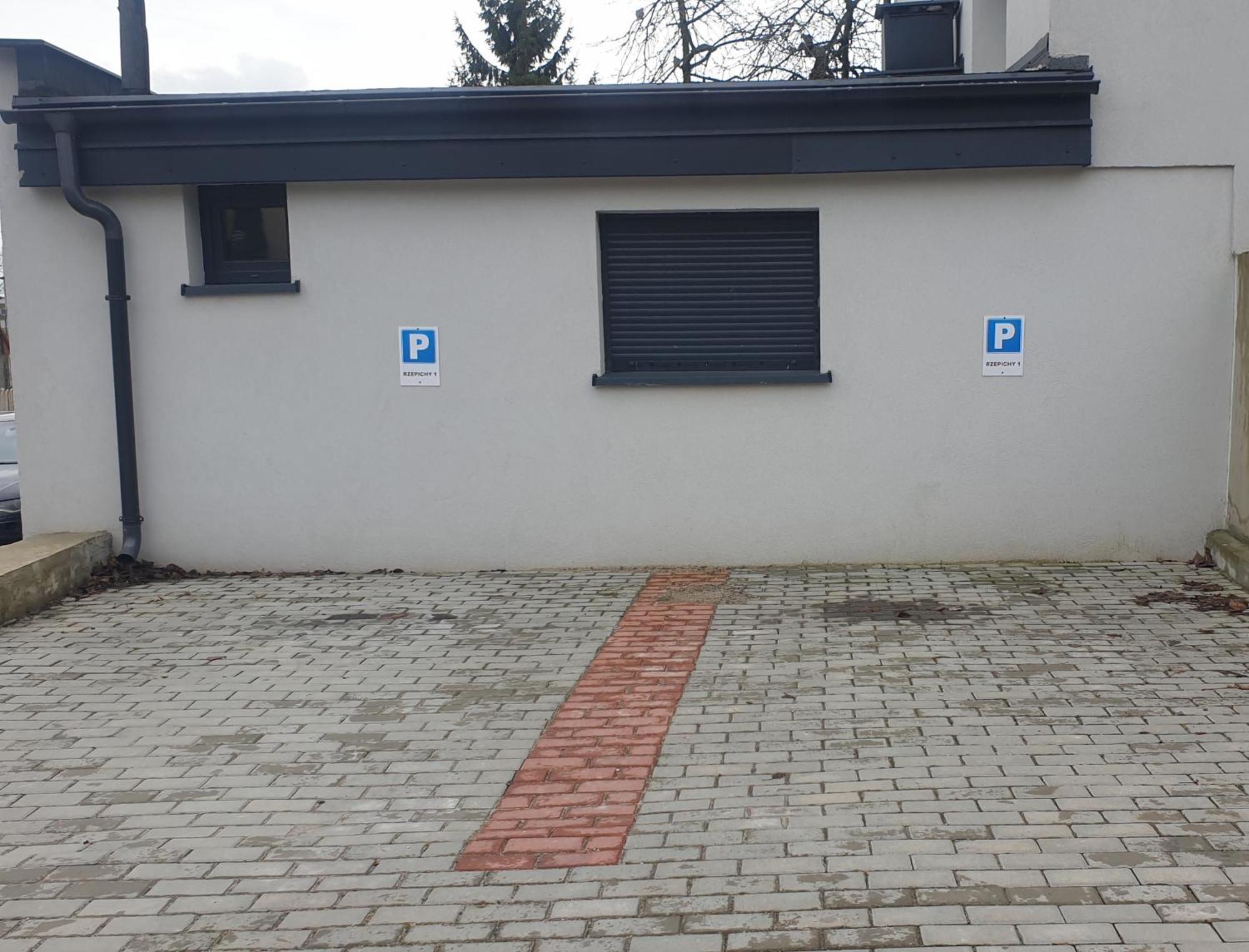 Apartament W Centrum Kielc Z Prywatnym Parkingiem Kielce Zewnętrze zdjęcie